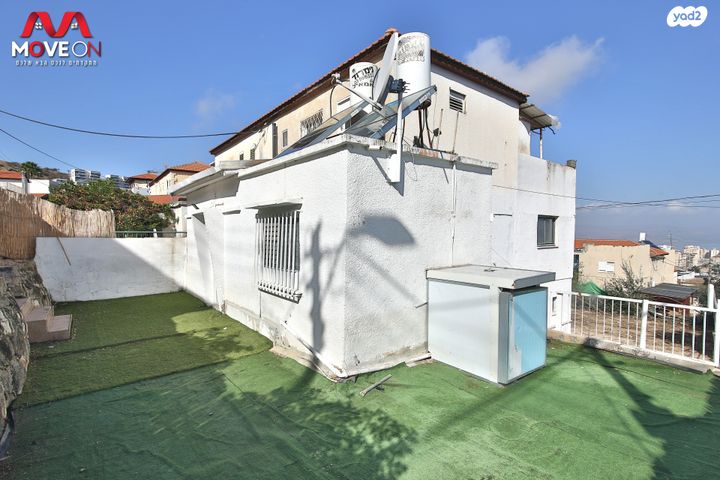 דירת גן, השעורה 8, שיכון ב, טבריה