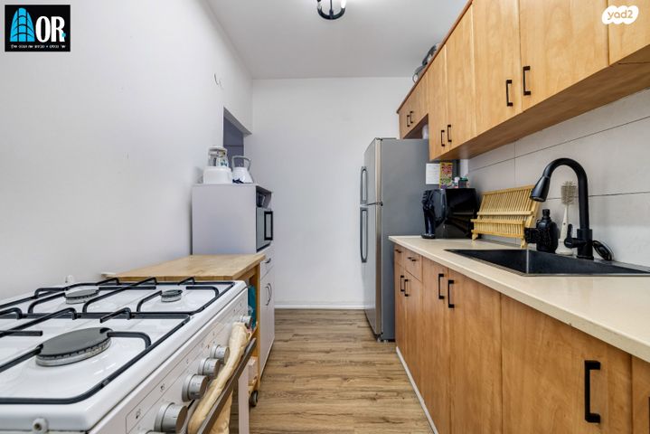 דירה, נתן ברניצקי, רמז, מערב ותיק, ראשון לציון