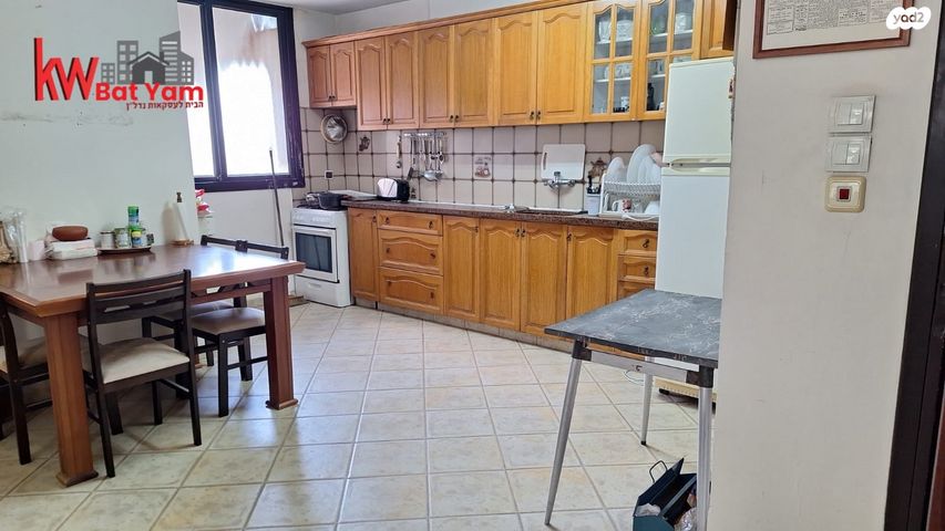 דירה, קדושי קהיר, נאות רחל, חולון