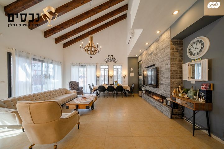 בית פרטי/ קוטג', בית אריה / עופרים