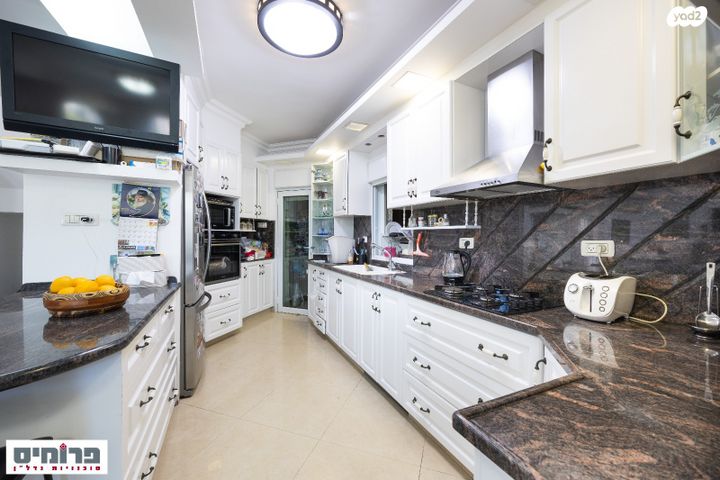 דו משפחתי, גילה, ירושלים