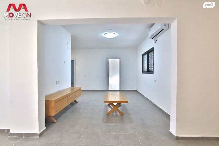 דירת גן, השעורה 8, שיכון ב, טבריה