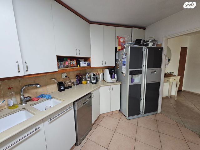 דירה, מרום נווה, רמת יצחק, רמת גן