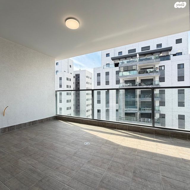 דירה, כרמי הנדיב, אחוזת רוטנר, קרית מלאכי