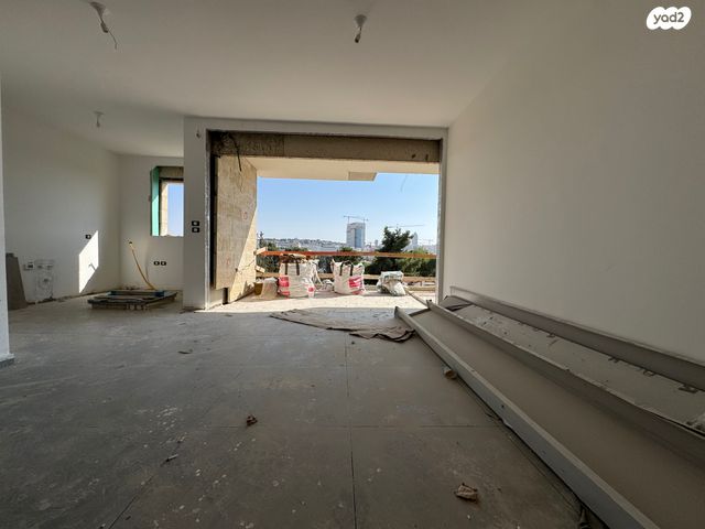 דירה, אנטיגונוס, קטמונים, ירושלים