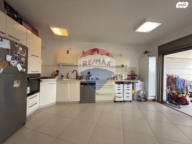 דירה, לח"י, נתניה