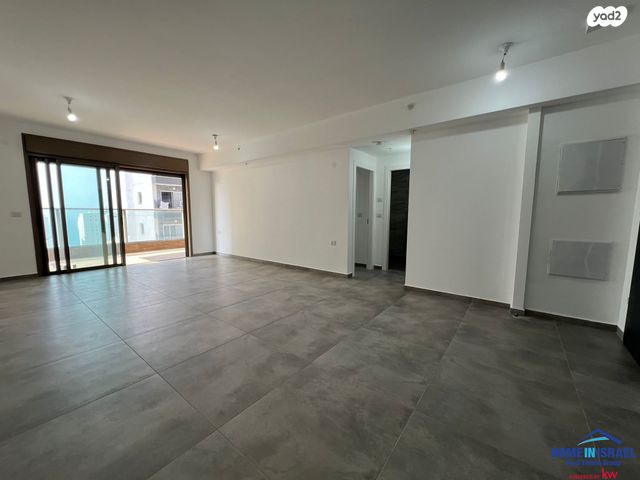 דירה, בורוכוב, צפון מערב מרכז העיר, נתניה