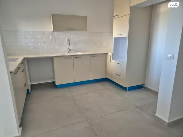 דירה, צריפין החדשה, באר יעקב