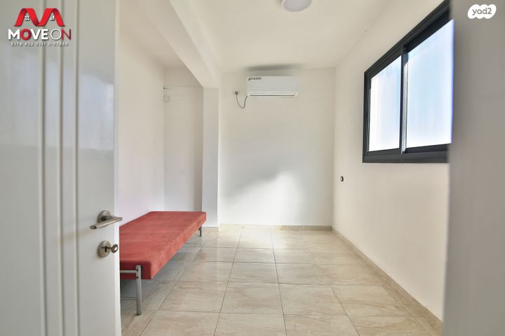 דירת גן, השעורה 8, שיכון ב, טבריה