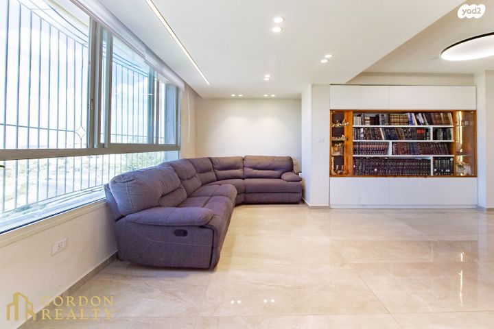 דירה, יואל הנביא 26, רמת אבי עזרי / רמת בית שמש ג-1, בית שמש