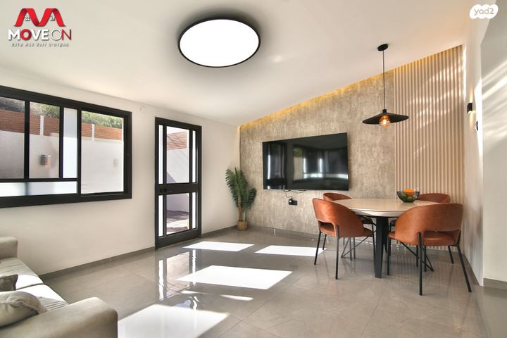 דירת גן, השעורה 13, שיכון ב, טבריה