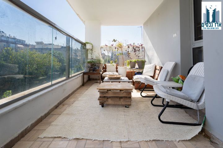 דירה, ברנדייס, רמב"ם, ראשון לציון