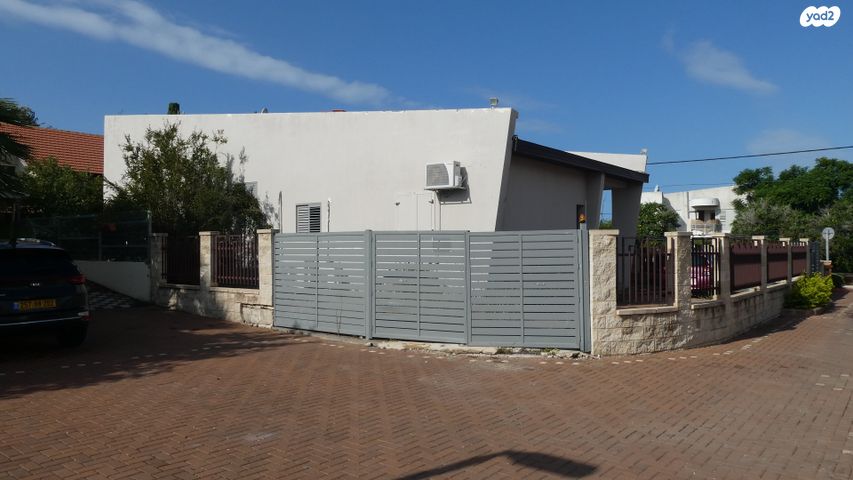 בית פרטי/ קוטג', שביל הרקפות, בן עמי, בן עמי