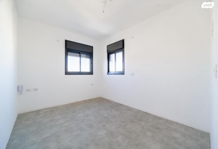 גג/ פנטהאוז, הנרייטה סולד, שעריה, פתח תקווה