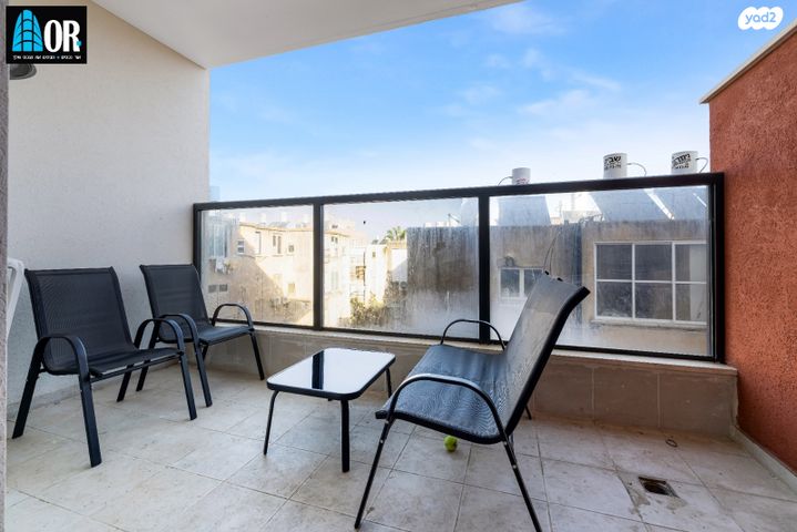 דירה, נתן ברניצקי, רמז, מערב ותיק, ראשון לציון