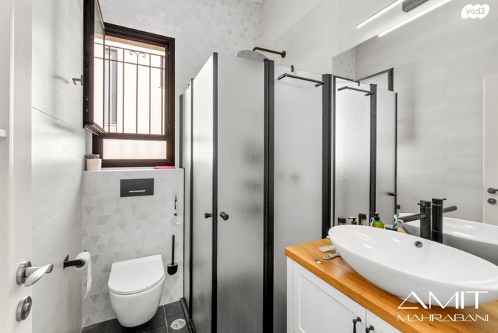 בית פרטי/ קוטג', שרונית, להבים