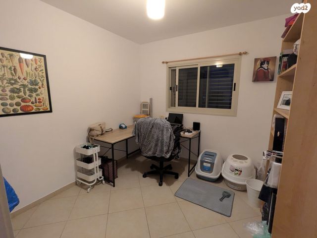 דירה, עוזי נרקיס, באר שבע