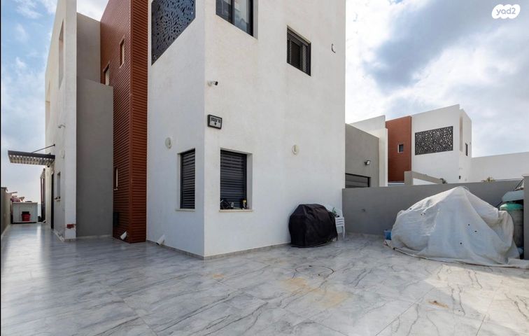 בית פרטי/ קוטג', הר עצמון, הר נוף, דימונה