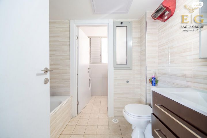 דירה, רחובות החדשה, רחובות