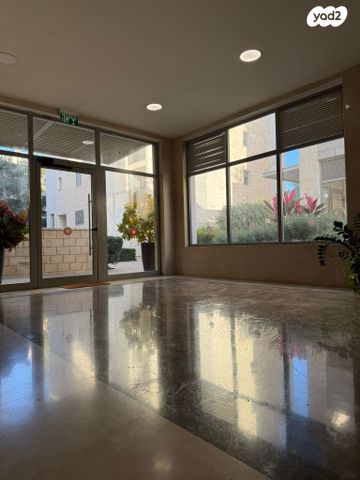 דירה, מכבי, נווה דוד רמז, רעננה