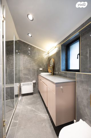 בית פרטי/ קוטג', התקווה, ימין משה, ירושלים