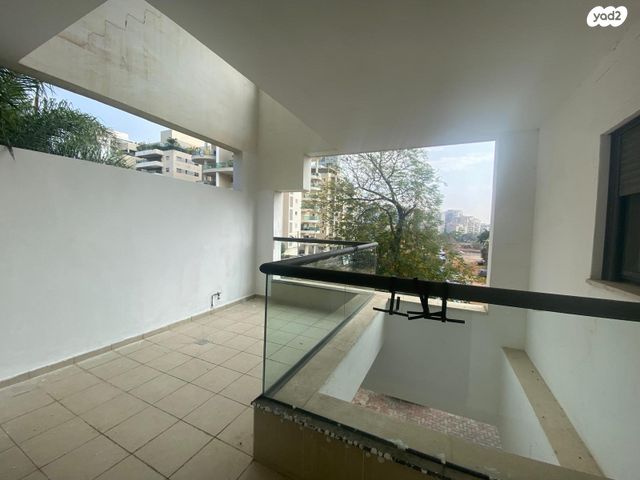 דירה, הצנחנים, מגדיאל, הוד השרון