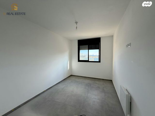 דירה, המגרסה, מבשרת ציון