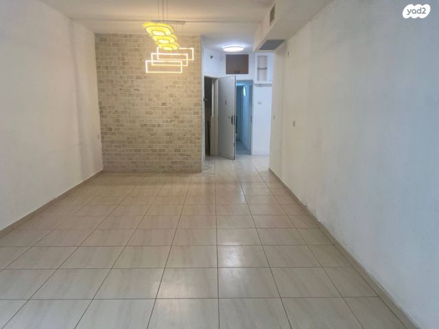 דירה, רעננה