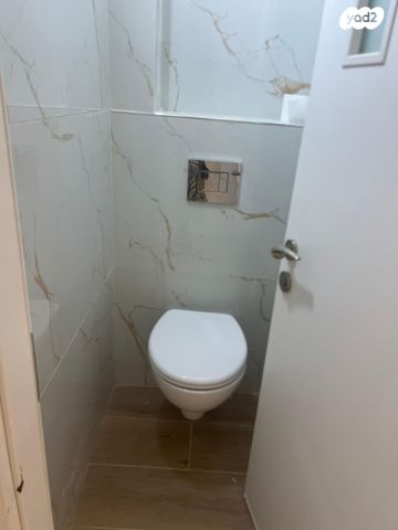 דירה, רעננה