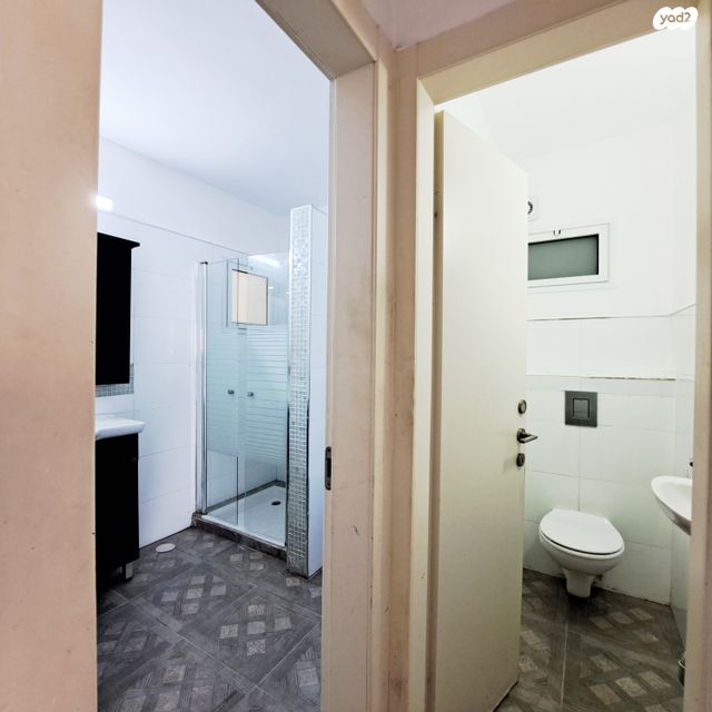 דירה, האלונים, יקנעם עילית