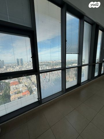 גג/ פנטהאוז, שכונת גפן, רמת גן