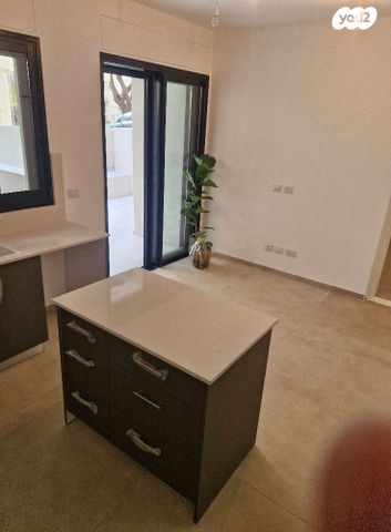 דירה, משה שרת, הצפון החדש - כיכר המדינה, תל אביב יפו