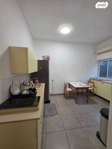 דירה, מטלון 75, תל אביב יפו