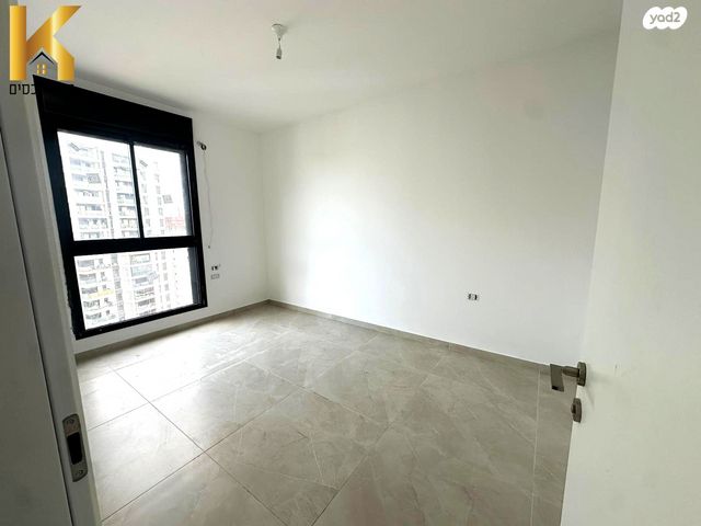 דירה, יונה וולך, גרין פארק החדשה, הוד השרון