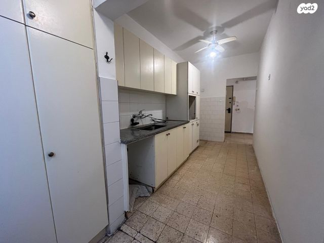 דירה, החשמונאים 30, שכונת חשמונאים, מרכז העיר א, רמת גן