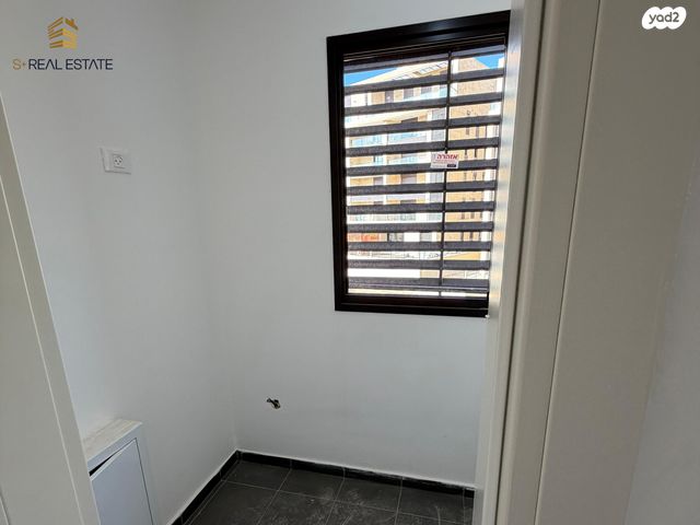 דירה, המגרסה, מבשרת ציון