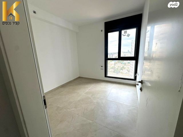 דירה, יונה וולך, גרין פארק החדשה, הוד השרון