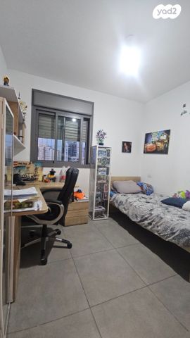 גג/ פנטהאוז, יצחק רבין, פסגת אונו, קרית אונו