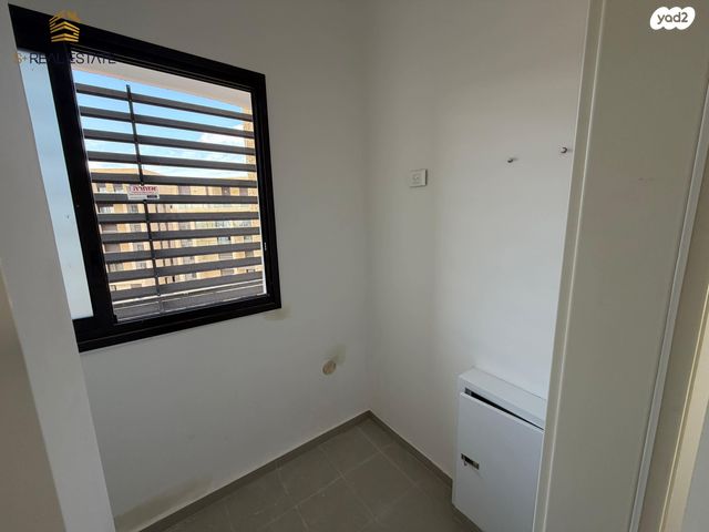 דירה, המגרסה, מבשרת ציון