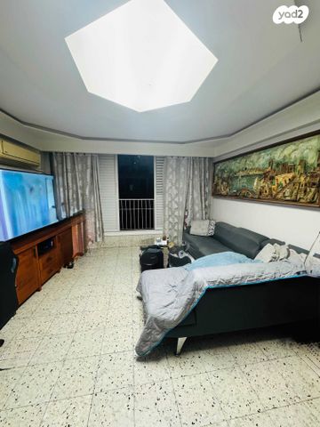 דירה, ניצנה, בת ים