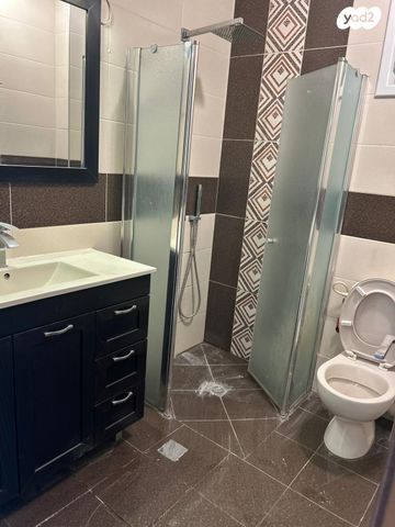 דירה, שדרות פנחס לבון, קרית נורדאו, נתניה