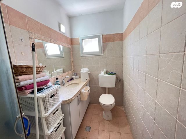 גג/ פנטהאוז, שכונה ותיקה - מרכז העיר, מעלות תרשיחא