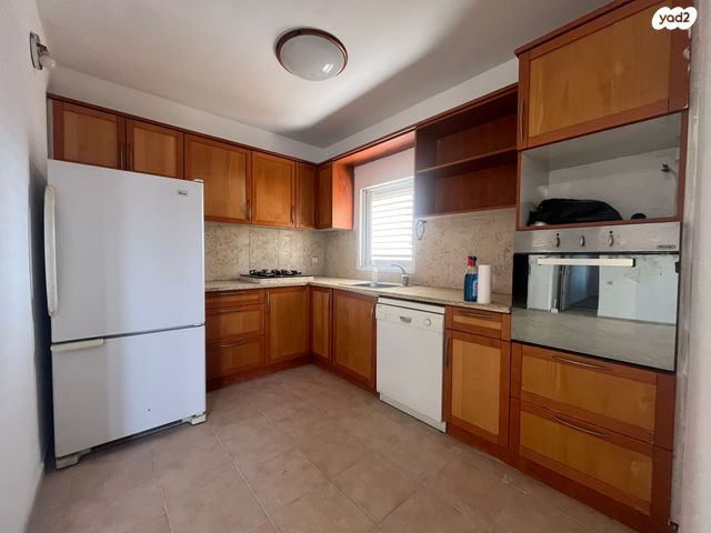 דירה, פנחס רוטנברג 86, נווה יהושע, ערמונים, רמת גן