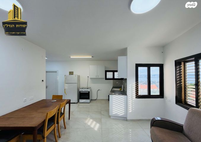 גג/ פנטהאוז, הצבעוני, מגדל, מגדל