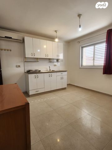 שיכוני המזרח