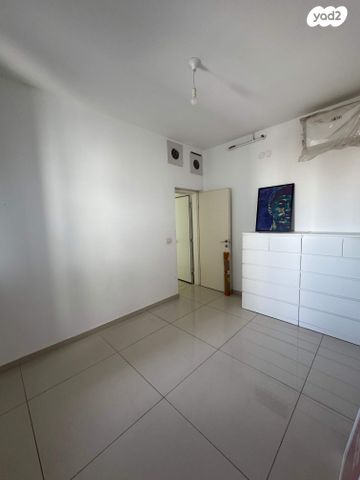 דירה, שכונת הראשונים, רמת גן