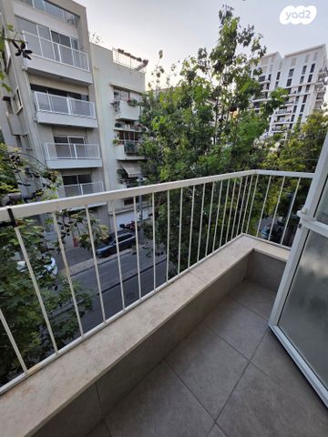 דירה, מטלון 75, תל אביב יפו