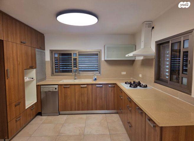 דופלקס, חרוצים