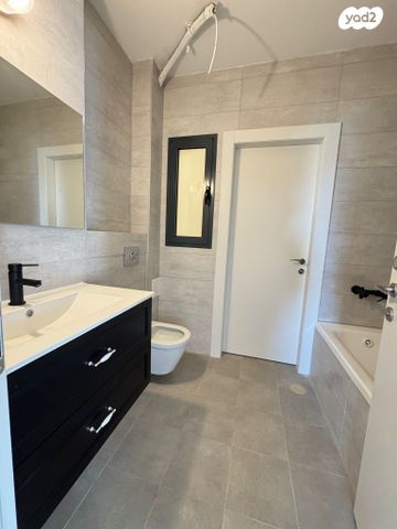 דירה, כרמי הנדיב, אחוזת רוטנר, קרית מלאכי