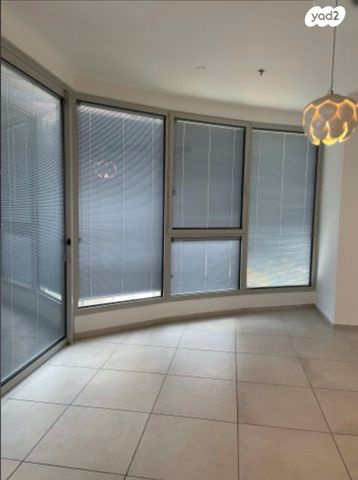 גרציאני יצחק 